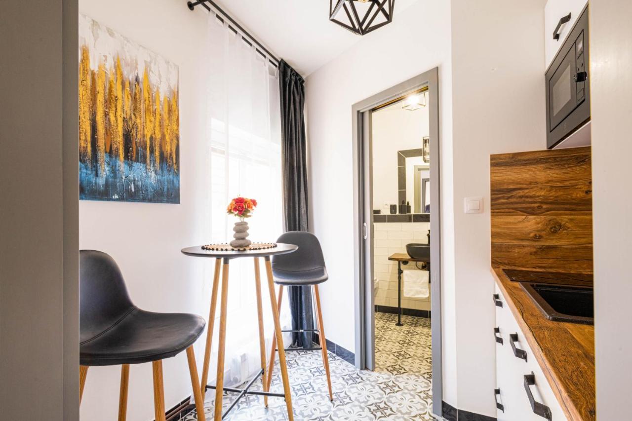 Highnest Apartments Братислава Екстериор снимка