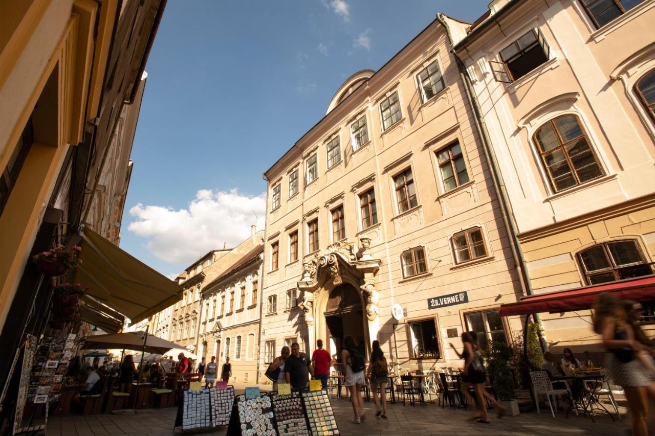 Highnest Apartments Братислава Екстериор снимка