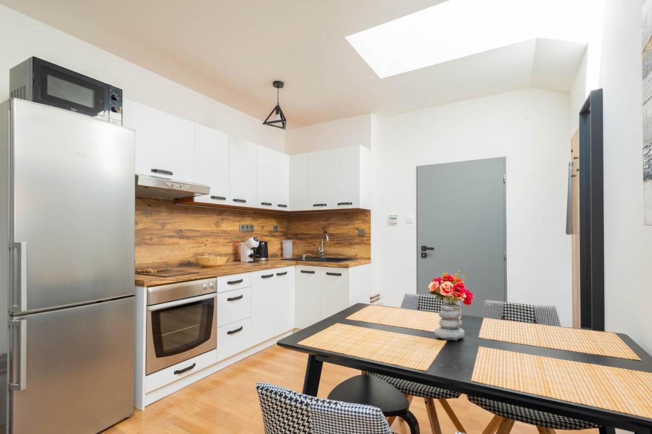Highnest Apartments Братислава Екстериор снимка